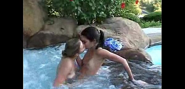 trendsChloe 18 and her Girlfriend are Outdoors in a Pool having Lesbian Sex